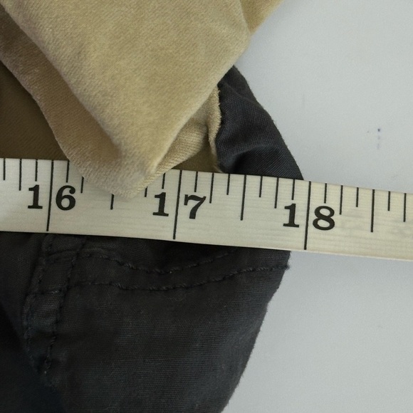 Motherhood Maternity sz med shorts dark gray nearly new - Picture 4 of 11